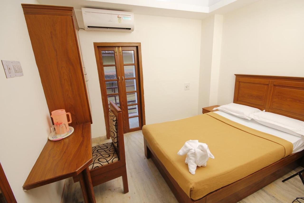 Kochi Hotel Park Avenue מראה חיצוני תמונה